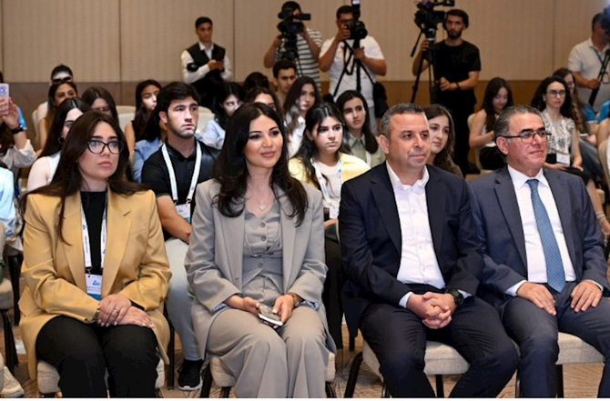 “Gələcəyin mediası: “Əkinçi”nin izi ilə” mövzusunda media forum keçirilir — FOTOLAR “Gələcəyin mediası: “Əkinçi”nin izi ilə” mövzusunda media forum keçirilir — FOTOLAR