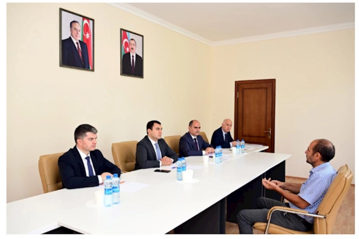 Mədəniyyət naziri Lerikdə vətəndaşların müraciətlərini dinləyib — FOTOLAR