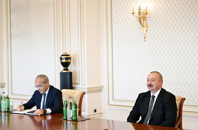 İlham Əliyev Gürcüstanın iqtisadiyyat və davamlı inkişaf nazirini qəbul edib — FOTOLAR