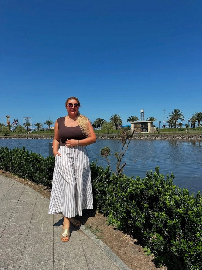 Hoteldə oturub 24 saat yemək mənlik deyil — FOTOLAR Hoteldə oturub 24 saat yemək mənlik deyil — FOTOLAR