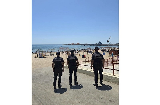 İstirahət zonalarına əlavə polis əməkdaşları və avtomobillər cəlb edilib — FOTOLAR