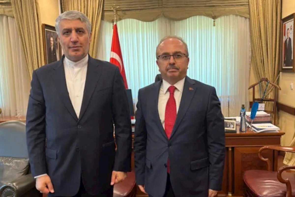 İranın və Türkiyənin Azərbaycandakı səfirləri görüşdü