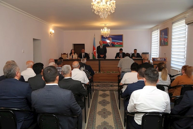 Hacıqabul RİH-də vətəndaş qəbulu keçirilib — FOTOLAR Hacıqabul RİH-də vətəndaş qəbulu keçirilib — FOTOLAR
