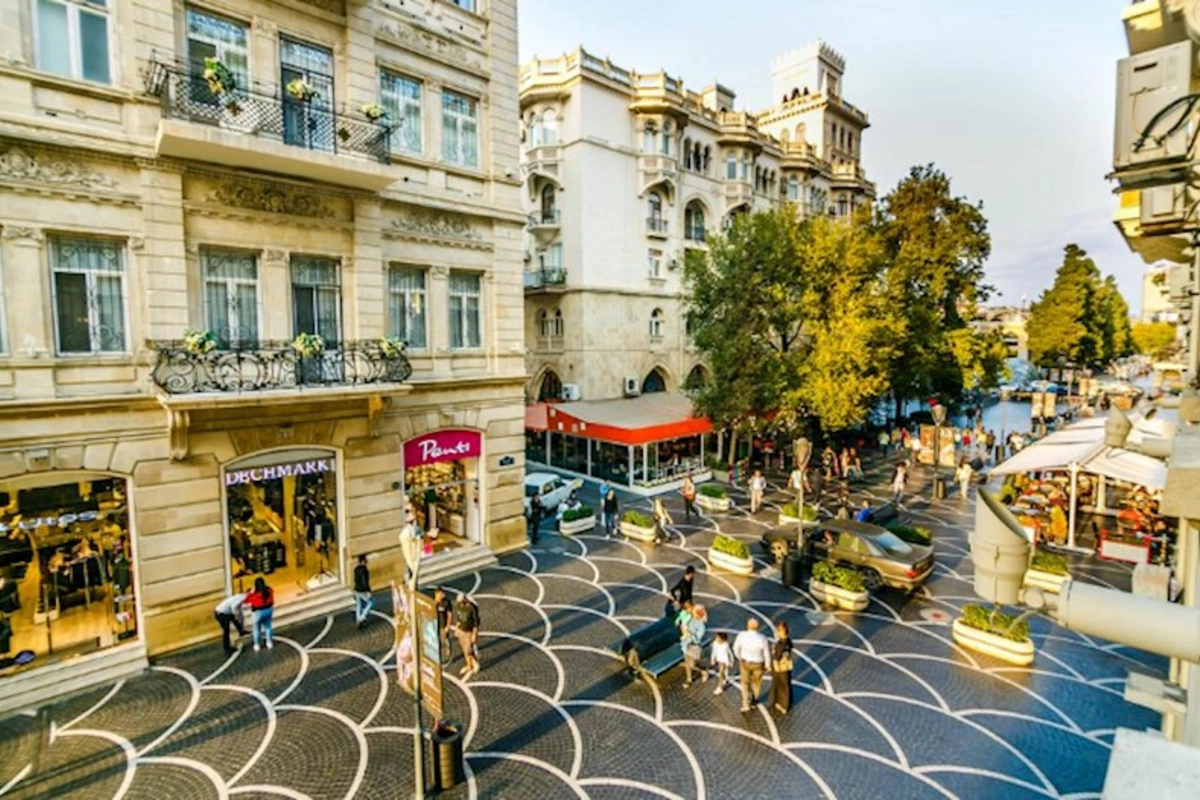 Sovet dövründə Bakı daha “azərbaycanca” idi — AÇIQLAMA