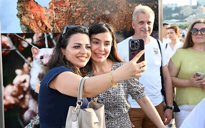 Leyla Əliyeva “Milli Parklar — Azərbaycanın 12 Möcüzəsi” fotosərgisinin açılışında (FOTOLAR) Leyla Əliyeva “Milli Parklar — Azərbaycanın 12 Möcüzəsi” fotosərgisinin açılışında (FOTOLAR)