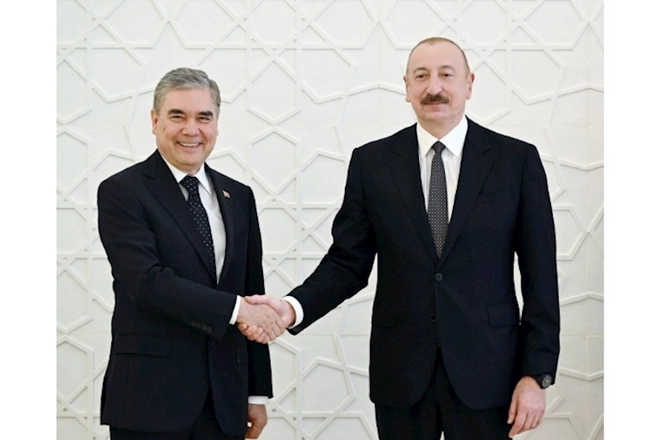 İlham Əliyev Qurbanqulu Berdiməhəmmədov ilə görüşdü — FOTOLAR