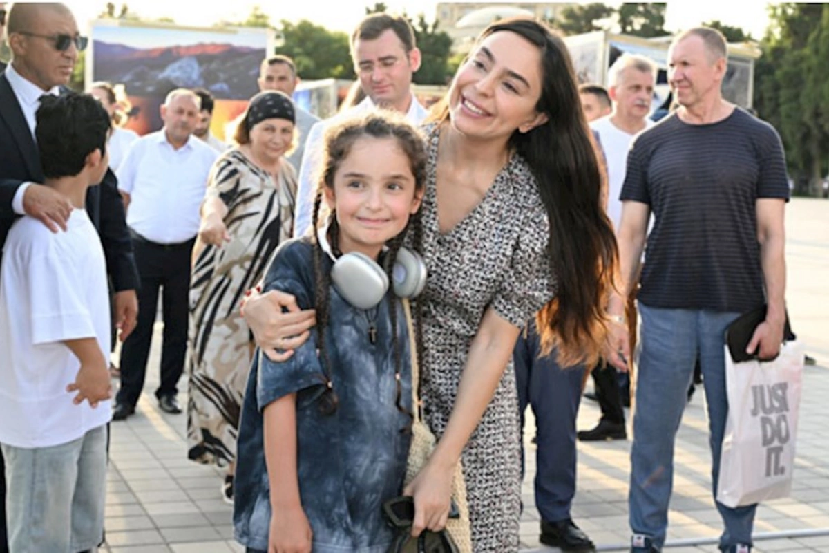 Leyla Əliyeva “Milli Parklar — Azərbaycanın 12 Möcüzəsi” fotosərgisinin açılışında (FOTOLAR)