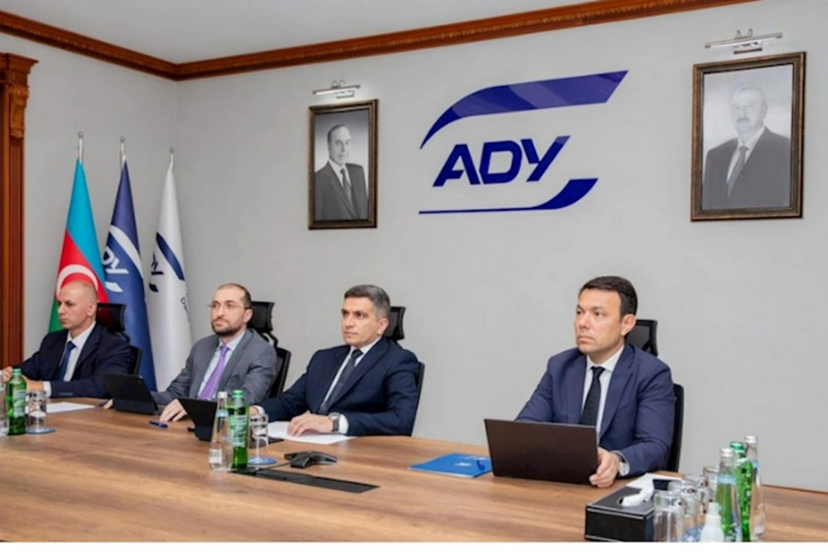 Azərbaycan və Pakistan dəmiryol sahəsində əməkdaşlıq imkanını müzakirə edib