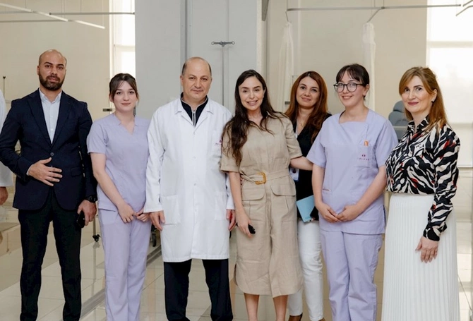 Leyla Əliyeva “Məlhəm Hospital”ı ziyarət etdi — FOTOLAR Leyla Əliyeva “Məlhəm Hospital”ı ziyarət etdi — FOTOLAR
