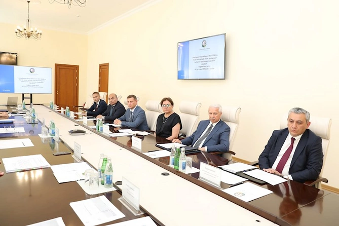 Səhiyyə Nazirliyində “Sağlam həyat tərzi” işçi qrupunun fəaliyyətinə start verildi — FOTOLAR Səhiyyə Nazirliyində “Sağlam həyat tərzi” işçi qrupunun fəaliyyətinə start verildi — FOTOLAR