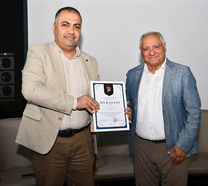 Jurnalistlərə Həsən bəy Zərdabi mükafatı təqdim edilib — FOTOLAR