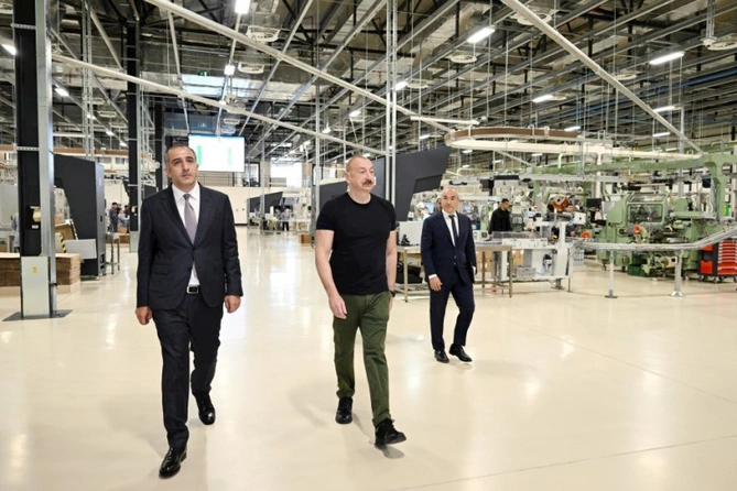 Prezident Ağdamda yeni müəssisəsənin açılışında iştirak etdi — FOTOLAR