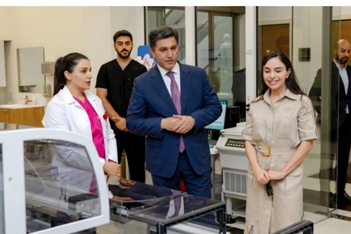 Leyla Əliyeva “Məlhəm Hospital”ı ziyarət etdi — FOTOLAR