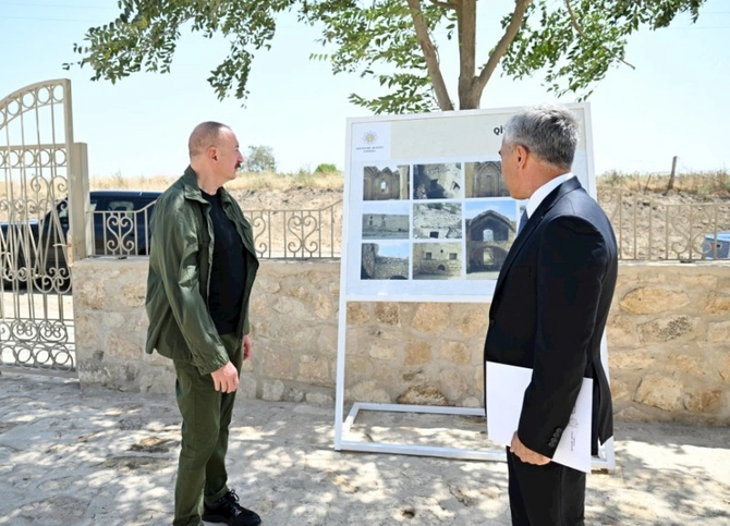 Prezident Qiyaslı kəndində məscidin açılışında — FOTOLAR