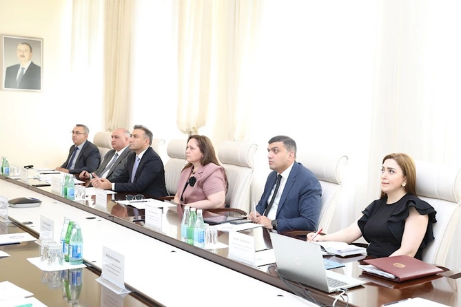 Səhiyyə Nazirliyində “Sağlam həyat tərzi” işçi qrupunun fəaliyyətinə start verildi — FOTOLAR Səhiyyə Nazirliyində “Sağlam həyat tərzi” işçi qrupunun fəaliyyətinə start verildi — FOTOLAR