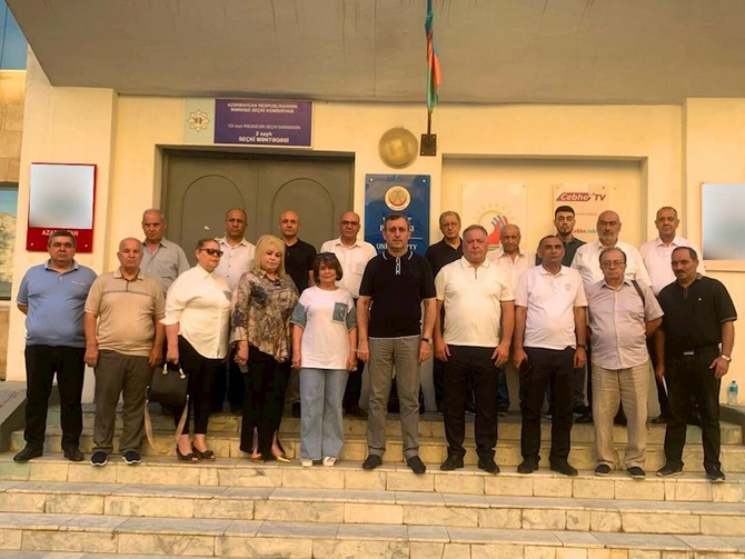 Vəhdət Partiyası təşkilatlarının birgə toplantısı keçirildi — FOTOLAR Vəhdət Partiyası təşkilatlarının birgə toplantısı keçirildi — FOTOLAR