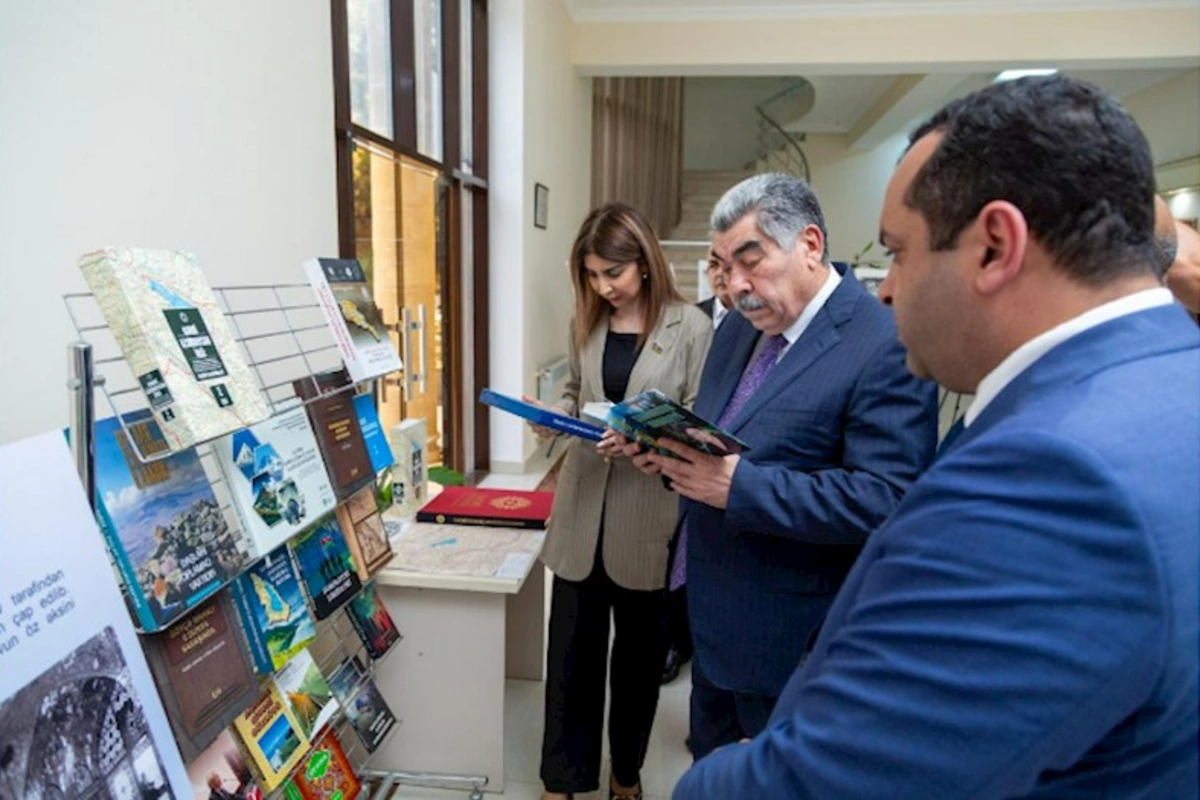 Salyanda “Qərbi Azərbaycan İrsi” kitabının I cildinin təqdimatı olub — FOTOLAR
