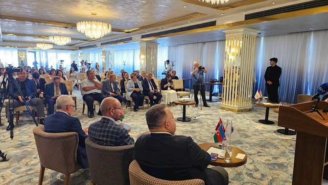 Bakıda “Türkiyə-Azərbaycan Qardaşlıq Forumu” keçirildi — FOTOLAR Bakıda “Türkiyə-Azərbaycan Qardaşlıq Forumu” keçirildi — FOTOLAR