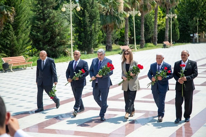 Salyanda “Qərbi Azərbaycan İrsi” kitabının I cildinin təqdimatı olub — FOTOLAR