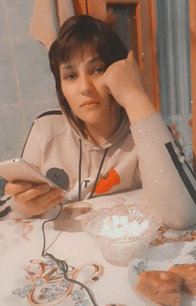 23 yaşlı qız itkin düşdü — FOTO 23 yaşlı qız itkin düşdü — FOTO