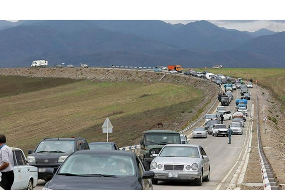 “Dəhlizdə fırtına” — Rusiya nəşrindən ilginc iddialar