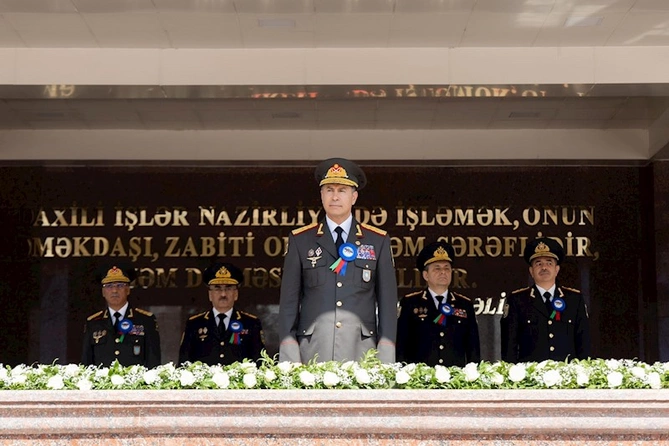 “Polis bundan sonra da Vətənə və xalqa şərəflə xidmət edəcək” — Vilayət Eyvazov (FOTOLAR/VİDEO) “Polis bundan sonra da Vətənə və xalqa şərəflə xidmət edəcək” — Vilayət Eyvazov (FOTOLAR/VİDEO)