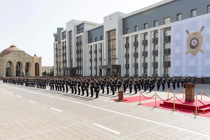 “Polis bundan sonra da Vətənə və xalqa şərəflə xidmət edəcək” — Vilayət Eyvazov (FOTOLAR/VİDEO) “Polis bundan sonra da Vətənə və xalqa şərəflə xidmət edəcək” — Vilayət Eyvazov (FOTOLAR/VİDEO)