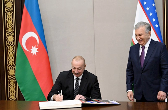 Prezidentlər Özbəkistanın Azərbaycandakı səfirliyinin yeni binasının açılışında — FOTOLAR (YENİLƏNİB)