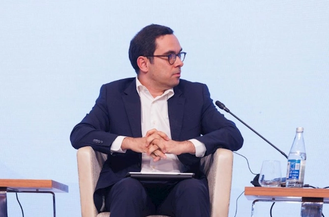 “İnnovativ yanaşmalar: Rəqəmsal dövrdə media savadlılığı” mövzusunda ilk panel sessiya keçirilib — FOTOLAR