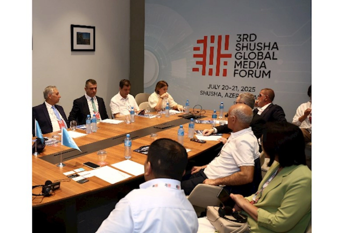 TDT-nin Media Şöbəsi forumda iştirak edən mətbuat və media qurumlarının nümayəndələri ilə görüş keçirib — FOTOLAR