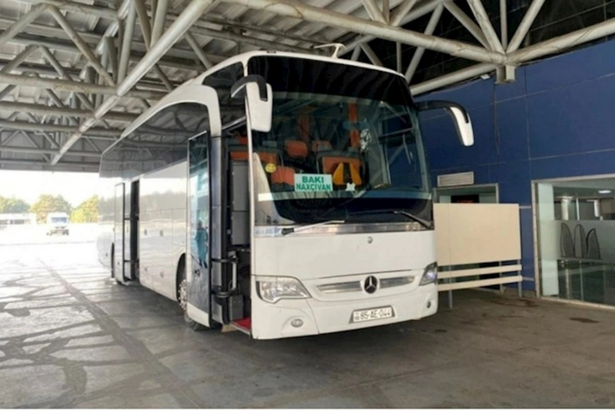 Bakı–Naxçıvan-Bakı avtobus reysi yenidən dayandırıldı — Sərnişinlər narazıdırlar
