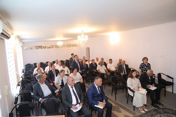 Hacıqabul Rayon İcra Hakimiyyətində növbəti vətəndaş qəbulu keçirildi — FOTOLAR Hacıqabul Rayon İcra Hakimiyyətində növbəti vətəndaş qəbulu keçirildi — FOTOLAR