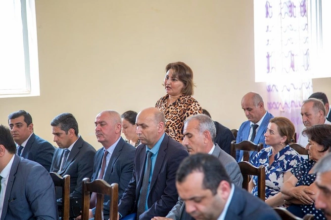 İcra başçısı səyyar qəbul keçirdi — FOTOLAR