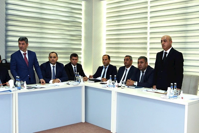 Dövlət Su Ehtiyatları Agentliyinin sədri Beyləqanda vətəndaşlarla görüşüb — FOTOLAR Dövlət Su Ehtiyatları Agentliyinin sədri Beyləqanda vətəndaşlarla görüşüb — FOTOLAR