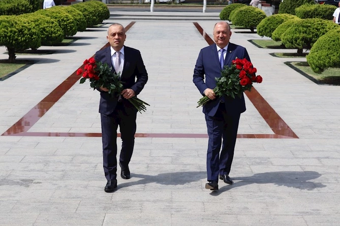 Dövlət Su Ehtiyatları Agentliyinin sədri Beyləqanda vətəndaşlarla görüşüb — FOTOLAR Dövlət Su Ehtiyatları Agentliyinin sədri Beyləqanda vətəndaşlarla görüşüb — FOTOLAR