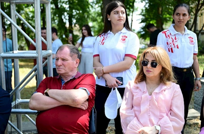 Şuşada Xalq yazıçısı Anarın kitabının təqdimatı olub, poeziya saatı keçirilib — FOTOLAR