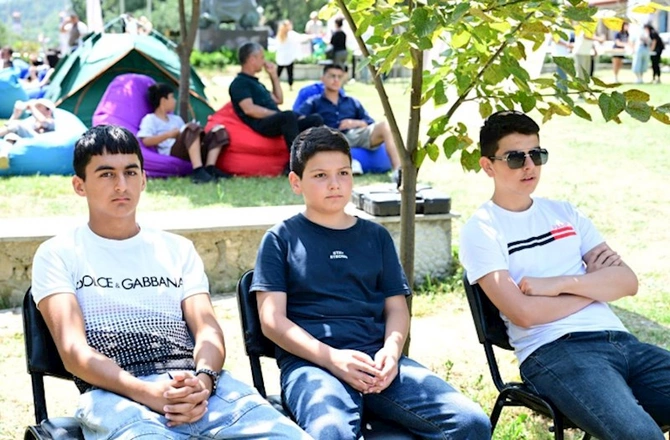 Şuşada Xalq yazıçısı Anarın kitabının təqdimatı olub, poeziya saatı keçirilib — FOTOLAR