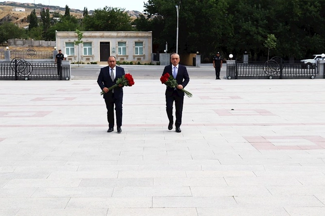 Azərbaycan Dövlət Su Ehtiyatları Agentliyinin sədri Xızı rayonunda vətəndaşlarla görüşüb — FOTOLAR