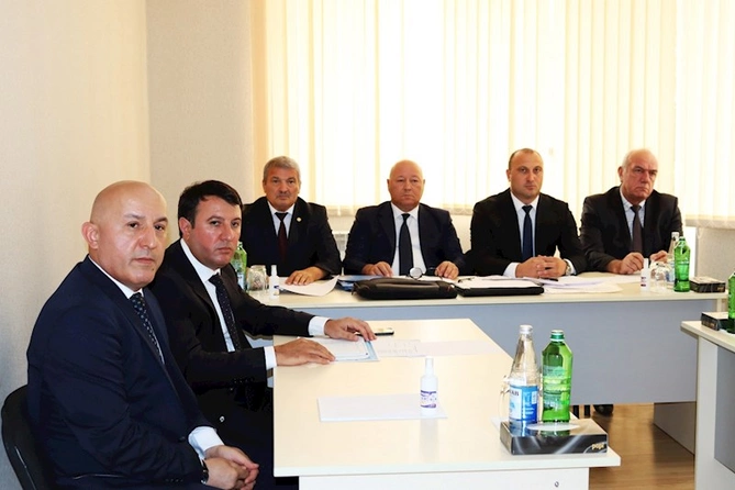 Azərbaycan Dövlət Su Ehtiyatları Agentliyinin sədri Xızı rayonunda vətəndaşlarla görüşüb — FOTOLAR