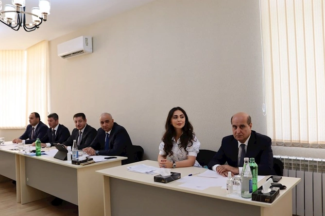 Azərbaycan Dövlət Su Ehtiyatları Agentliyinin sədri Xızı rayonunda vətəndaşlarla görüşüb — FOTOLAR