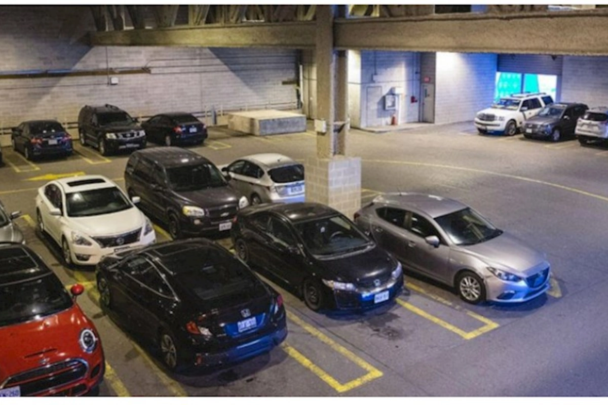 Bu stansiyada yeraltı avtomobil dayanacağı tikiləcək