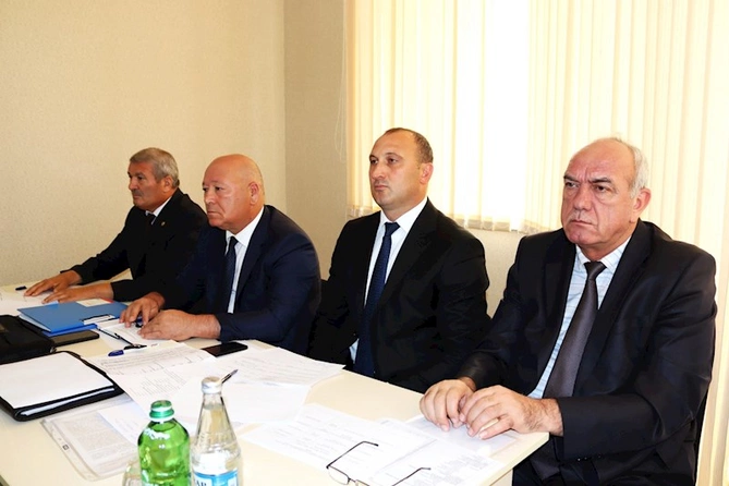 Azərbaycan Dövlət Su Ehtiyatları Agentliyinin sədri Xızı rayonunda vətəndaşlarla görüşüb — FOTOLAR