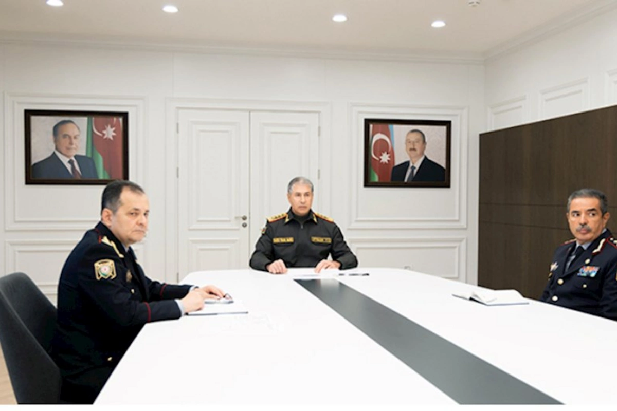Vilayət Eyvazov əməliyyat müşavirəsi keçirdi