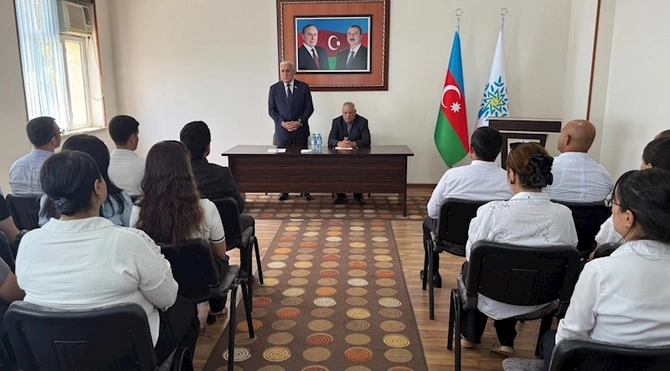 Milli Məclisin deputatı Vüqar Rəhimzadə Culfada seçiciləri ilə növbəti görüşünü keçirib — FOTOLAR Milli Məclisin deputatı Vüqar Rəhimzadə Culfada seçiciləri ilə növbəti görüşünü keçirib — FOTOLAR