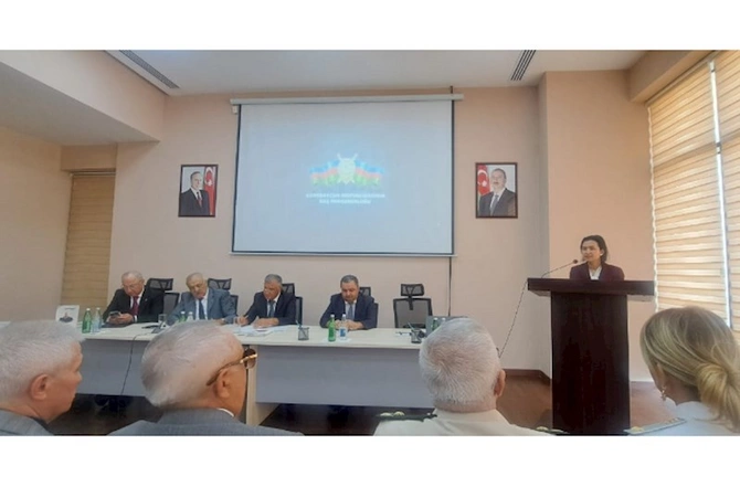 “Şərəfli ömür. Ədalətli prokuror” kitabının təqdimatı olub — FOTOLAR “Şərəfli ömür. Ədalətli prokuror” kitabının təqdimatı olub — FOTOLAR