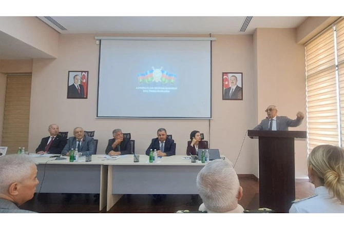 “Şərəfli ömür. Ədalətli prokuror” kitabının təqdimatı olub — FOTOLAR “Şərəfli ömür. Ədalətli prokuror” kitabının təqdimatı olub — FOTOLAR