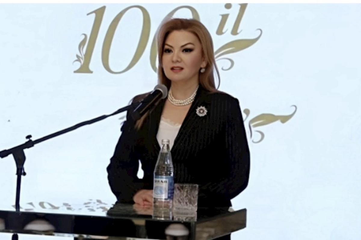 Səs yazısı yayılan direktora töhmət verildi