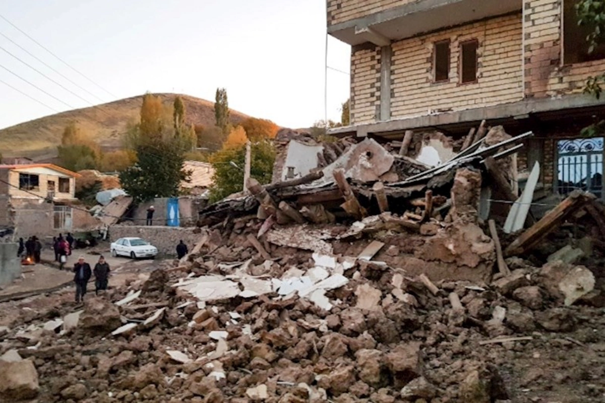 İranda güclü zəlzələ