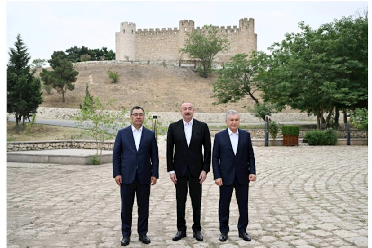 Prezidentlər Şahbulaq qalasında — FOTOLAR