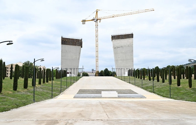 İlham Əliyev Xankəndidə Zəfər parkında — FOTOLAR